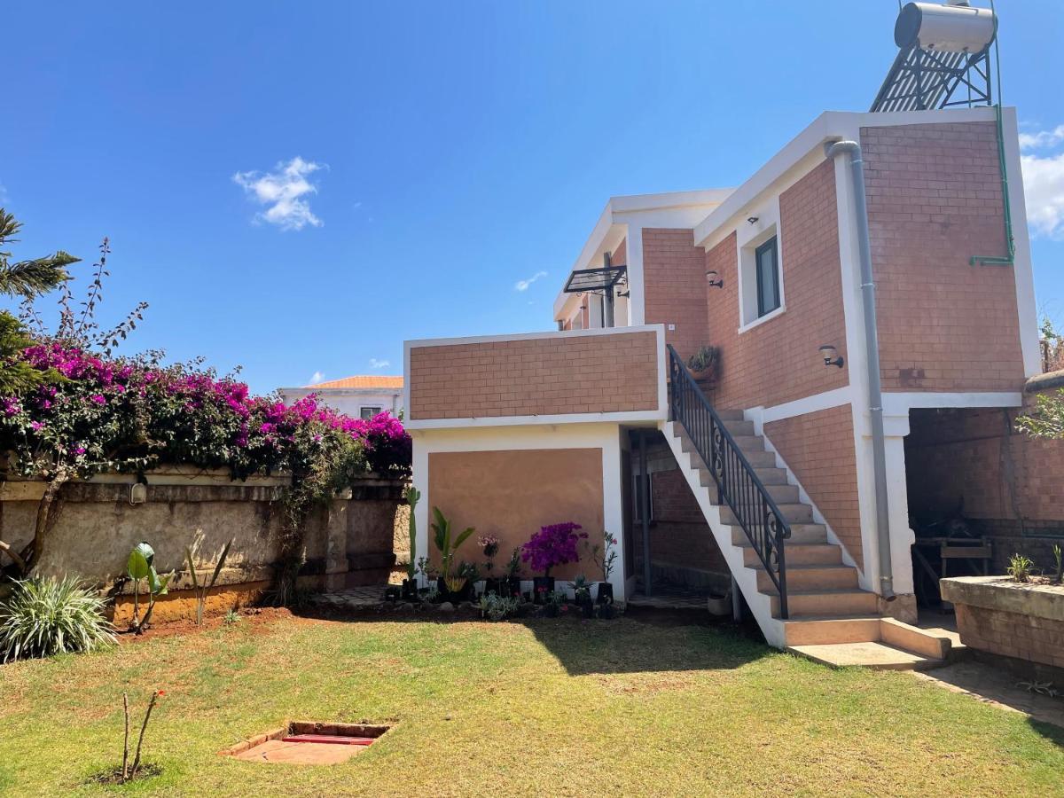 Appartements D'Hotes Marciloui Antsirabe Bagian luar foto