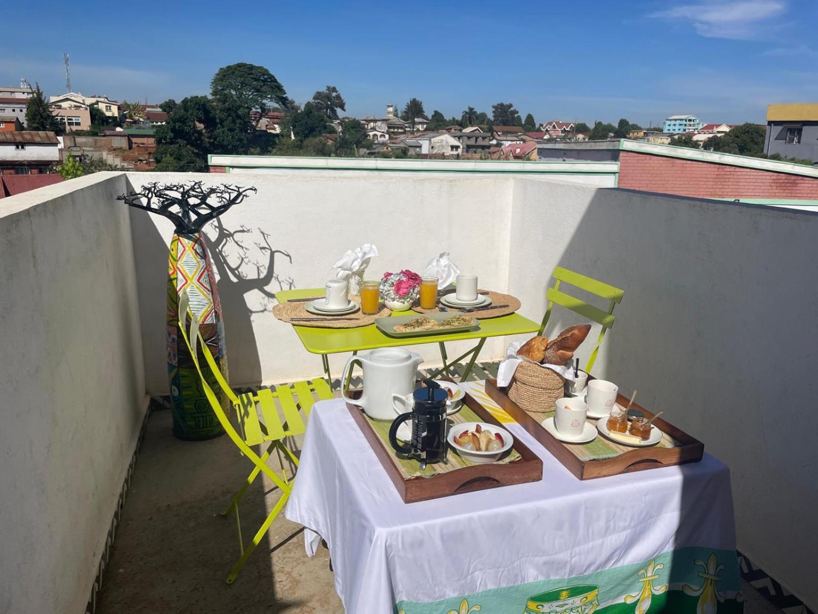 Appartements D'Hotes Marciloui Antsirabe Bagian luar foto